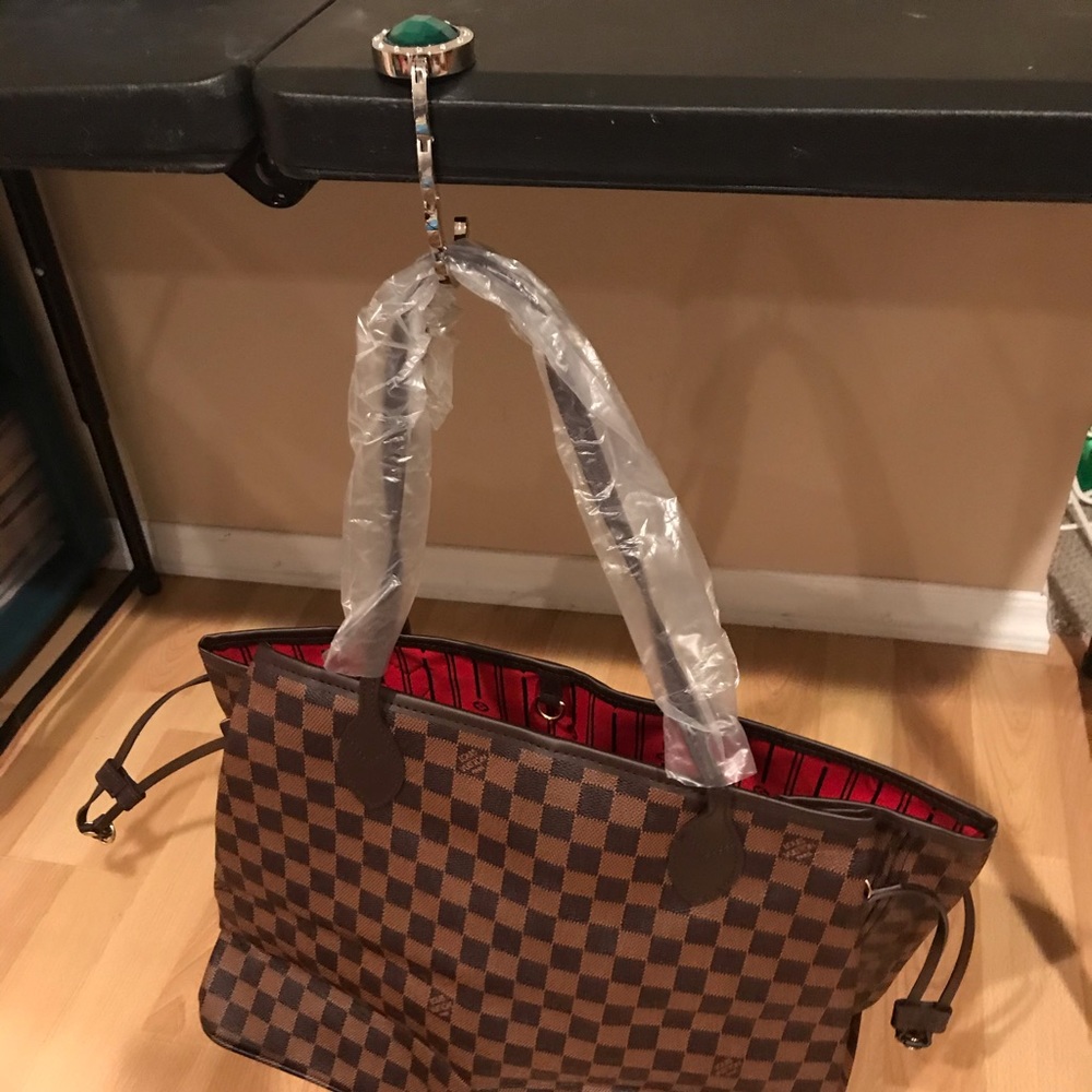 Handbag hooks - Picture 3 of 15